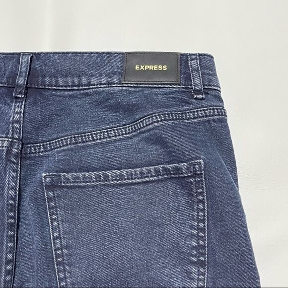 Express Mom Jean Size 8 Black Washed Stretch Cropped Raw Hem Denim - Picture 8 of 14